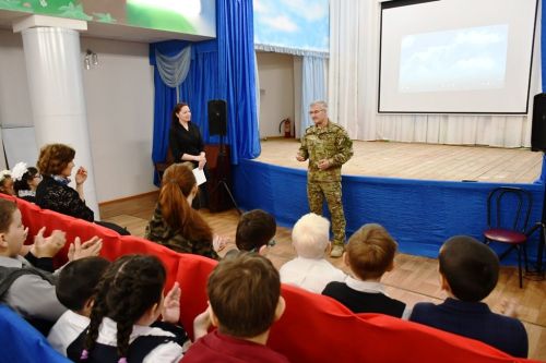 Воспитанники Лаишевской школы-интерната подарили вальс участнику специальной военной операции