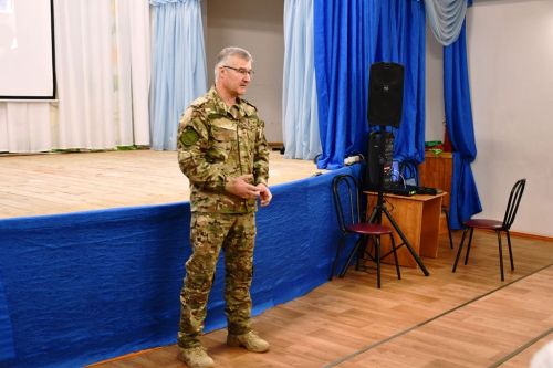 Воспитанники Лаишевской школы-интерната подарили вальс участнику специальной военной операции