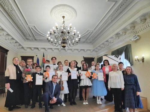 Лаишевцы выступили на отчетном концерте проекта «Большая музыка в малые города»
