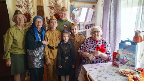 В Лаишеве поздравили тружеников тыла с наступающим Днем Победы