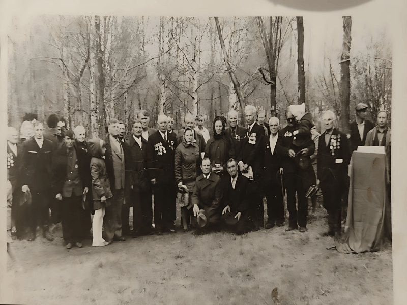 Уникальными фотографиями поделилась Валентина Хазова