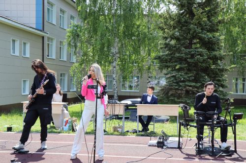Последний звонок прозвенел для 109 выпускников Лаишевского технико-экономического техникума