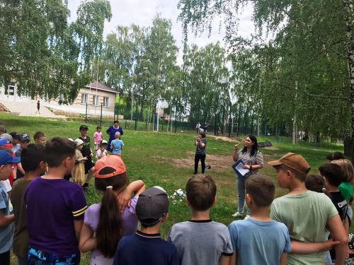 Отдыхающие в пришкольном лагере «Рябинка» собирали «Экологическую мозаику»