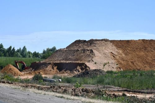 В Лаишевском районе полным ходом идет строительство новых полос трассы Казань-Оренбург