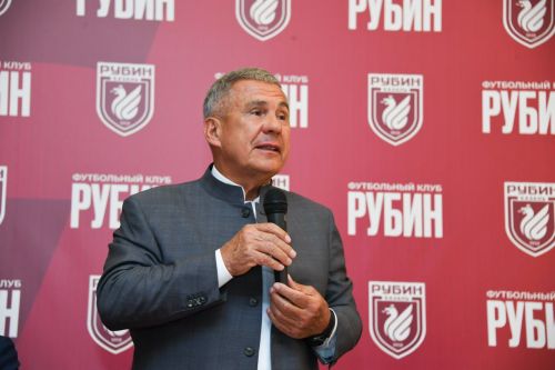 Раис Татарстана встретился с игроками и тренерским штабом казанского футбольного клуба «Рубин»