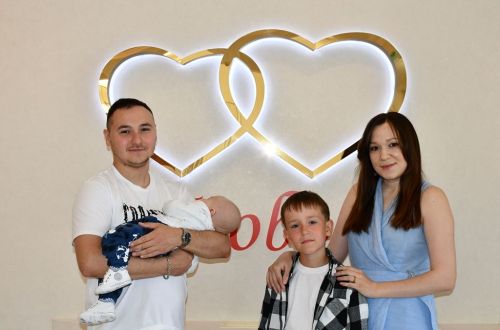 Многодетные семьи Лаишевского района поздравили с Днем семьи, любви и верности