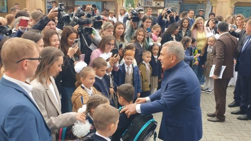 В новом лицее Лаишевского района проходит акция «Помоги собраться в школу»