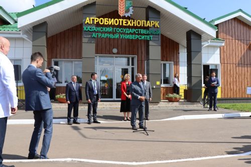 Открытие Агробиотехнопарка прошло с участием Раиса РТ и Министра сельского хозяйства РФ