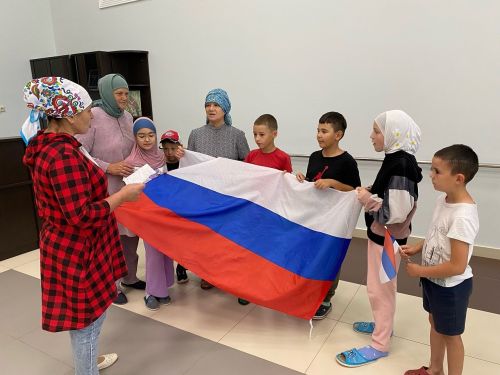День флага в Лаишевском районе объединяет поколения