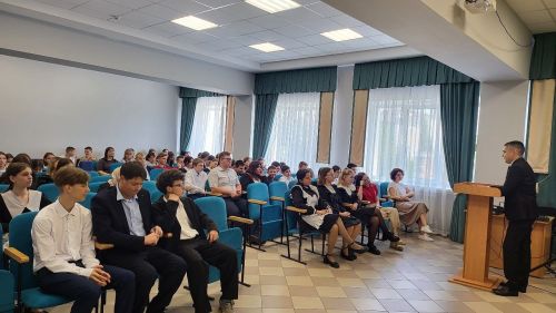 Лаишевские школьники встретились с судьей районного суда
