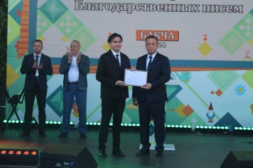 Лаишевские садоводы и артисты приняли активное участие в Дне садовода в Казани