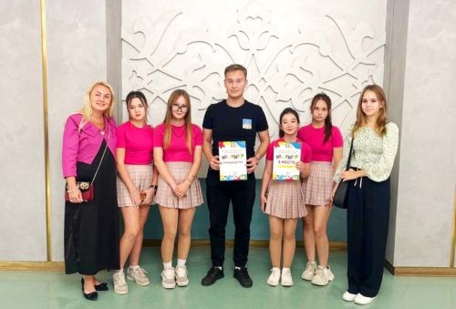 Юмор без границ: девушки из Лаишевского района стали звездами КВН