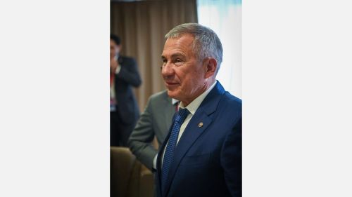 Рустам Минниханов: Приходите на выборы! Приходите голосовать семьями!