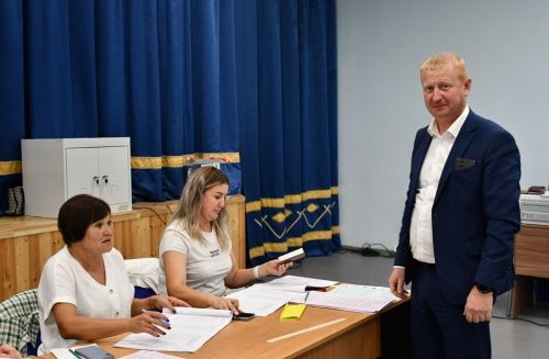 Начальник управления сельского хозяйства Лаишевского района голосовал в Александровском сельском поселении