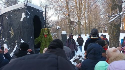 Лаеш районы балалары Кыш Бабай һәм Кар Кызы резиденциясендә булдылар