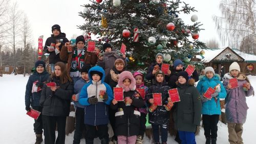 Лаеш районы балалары Кыш Бабай һәм Кар Кызы резиденциясендә булдылар