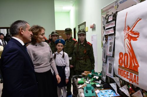 Сдобным караваем и чак-чаком встречали гостей в СДК села Именьково