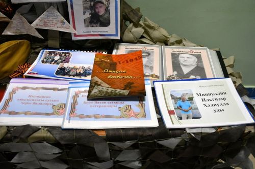 Сдобным караваем и чак-чаком встречали гостей в СДК села Именьково