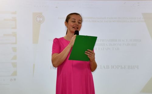 Сдобным караваем и чак-чаком встречали гостей в СДК села Именьково