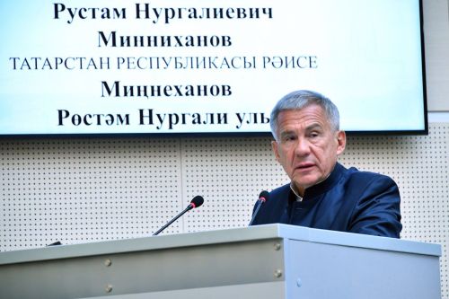 Раис Татарстана резко осудил деятельность финансовых пирамид