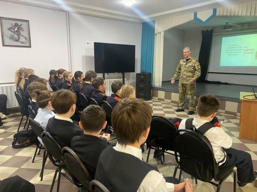 Участник спецоперации встретился со школьниками Лаишевского района