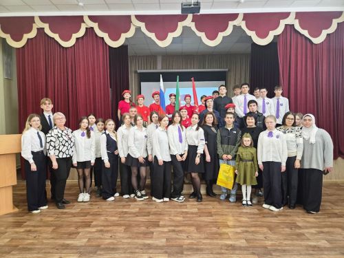 В Сокуровской школе открыли Год защитника Отечества и 80-летия Победы в Великой Отечественной войне
