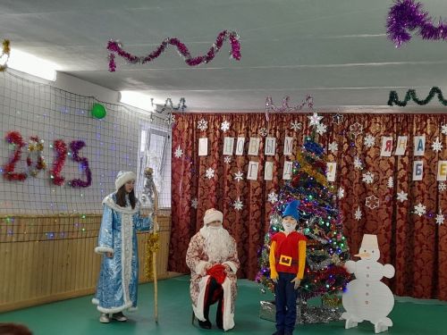 Лаеш районында Яңа ел чыршыларында күңелсезләнергә вакыт булмады