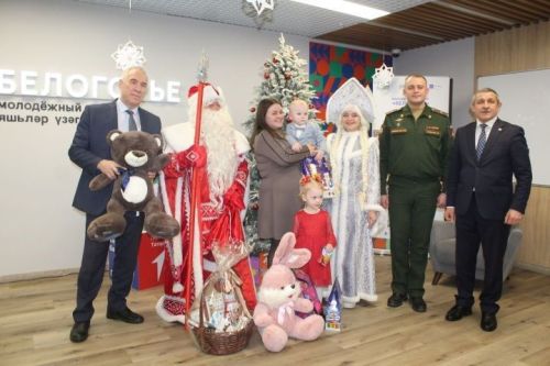 Россия Оборона министрының беренче урынбасары Лаешта яшәүче өч яшьлек кызның теләген үтәде