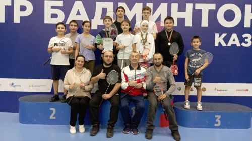 Бадминтонисты Лаишевского района приняли участие в республиканском семейном турнире