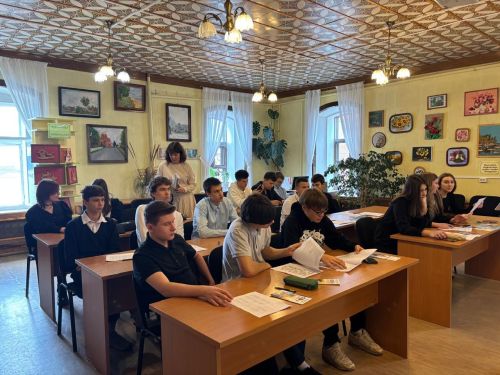 «Шаг в профессию»: Лабиринты выбора для юных талантов