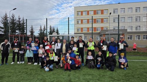 День отца в Лаишевском районе отметили футбольным турниром