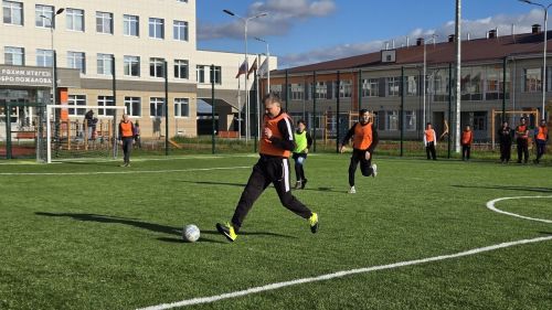 День отца в Лаишевском районе отметили футбольным турниром
