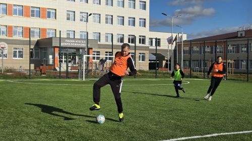 День отца в Лаишевском районе отметили футбольным турниром