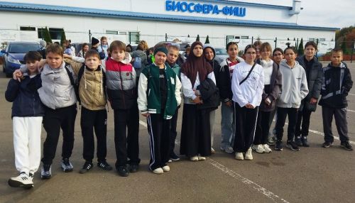 Для лаишевских школьников провели увлекательную экскурсию по рыбоводческому комплексу