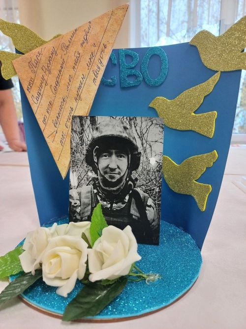 Выставку поделок посвятили воинам СВО