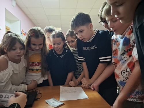 Первую четверть ученики Лаишевского района завершили квестом и дискотекой