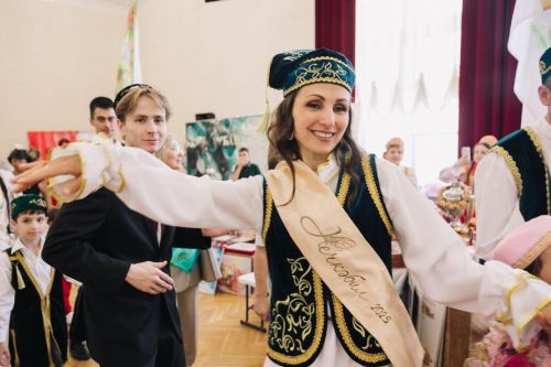 Семья Шараповых представила Лаишевский район в конкурсе «Нечкэбил»