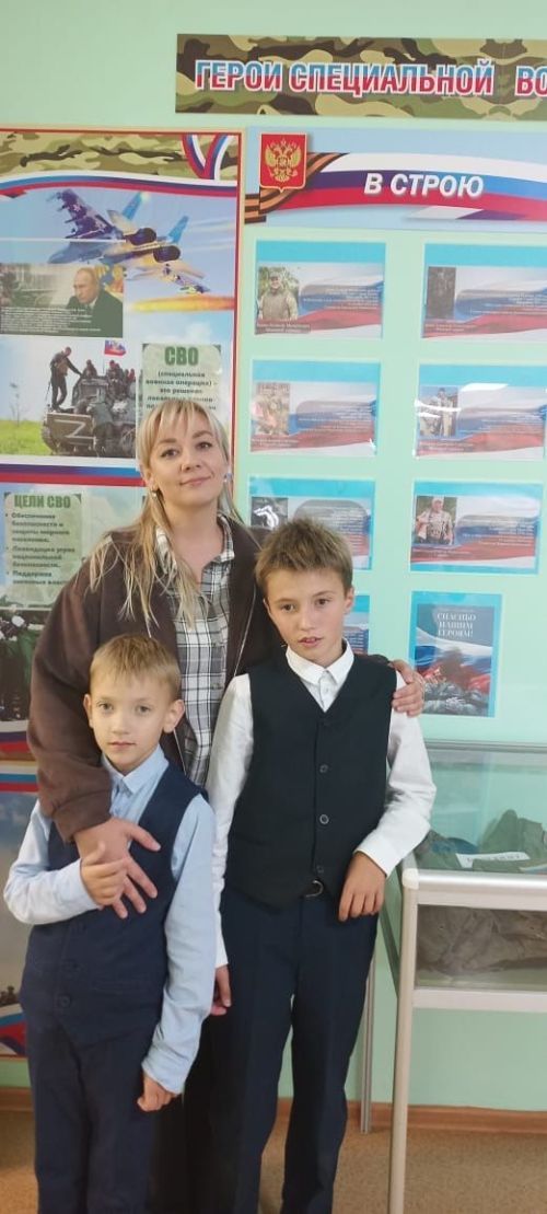 Участник СВО навестил родную школу