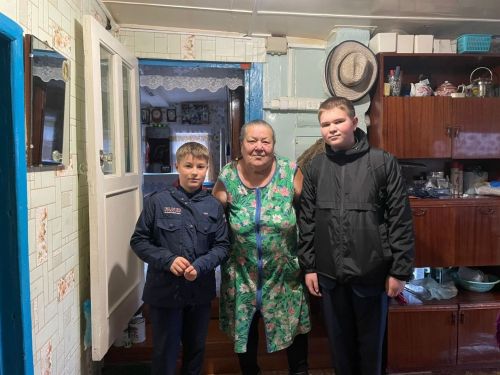 «Неделю добрых дел» семиклассники Лаишевского района начали с помощи пенсионерам