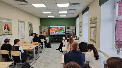 Лаеш районы яшүсмерләре тактик медицина күнекмәләрен үзләштерделәр