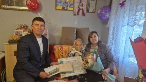 Карадүледән Екатерина Доронина үзенең 100 еллыгын билгеләп үтте.