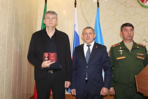 Семьям погибших участников СВО из Лаишевского района вручили ордена Мужества
