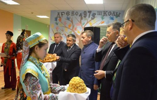 Марат Зяббаров за партой нового агрокласса