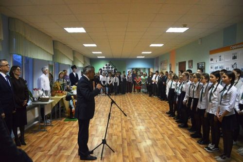 Марат Җәббаров агрокласс партасы артында