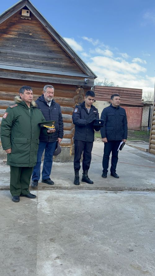 Мемориал открыт: Память о герое СВО Александре Ключникове увековечена