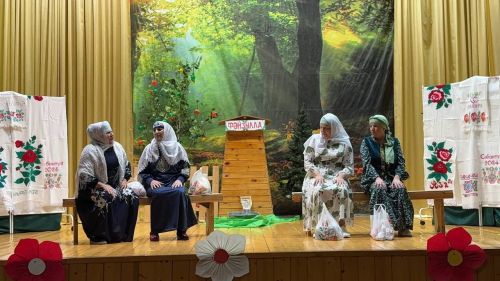 В Пелевском СДК состоялся спектакль „Чишмэле гомер“