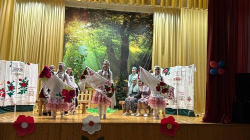 В Пелевском СДК состоялся спектакль „Чишмэле гомер“