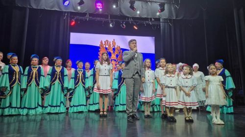 Бердәм булганда — без җиңелмәс!