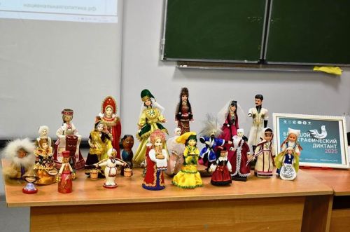 Лаеш гимназистлары «Этнографик диктант» яздылар