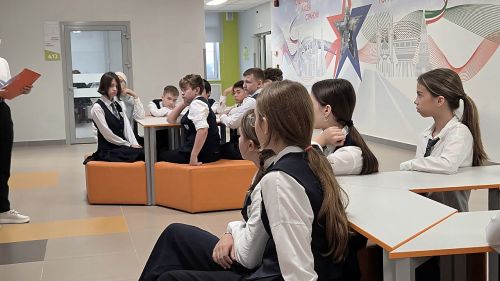 «Уроки мужества» посвятили погибшим сотрудникам МВД